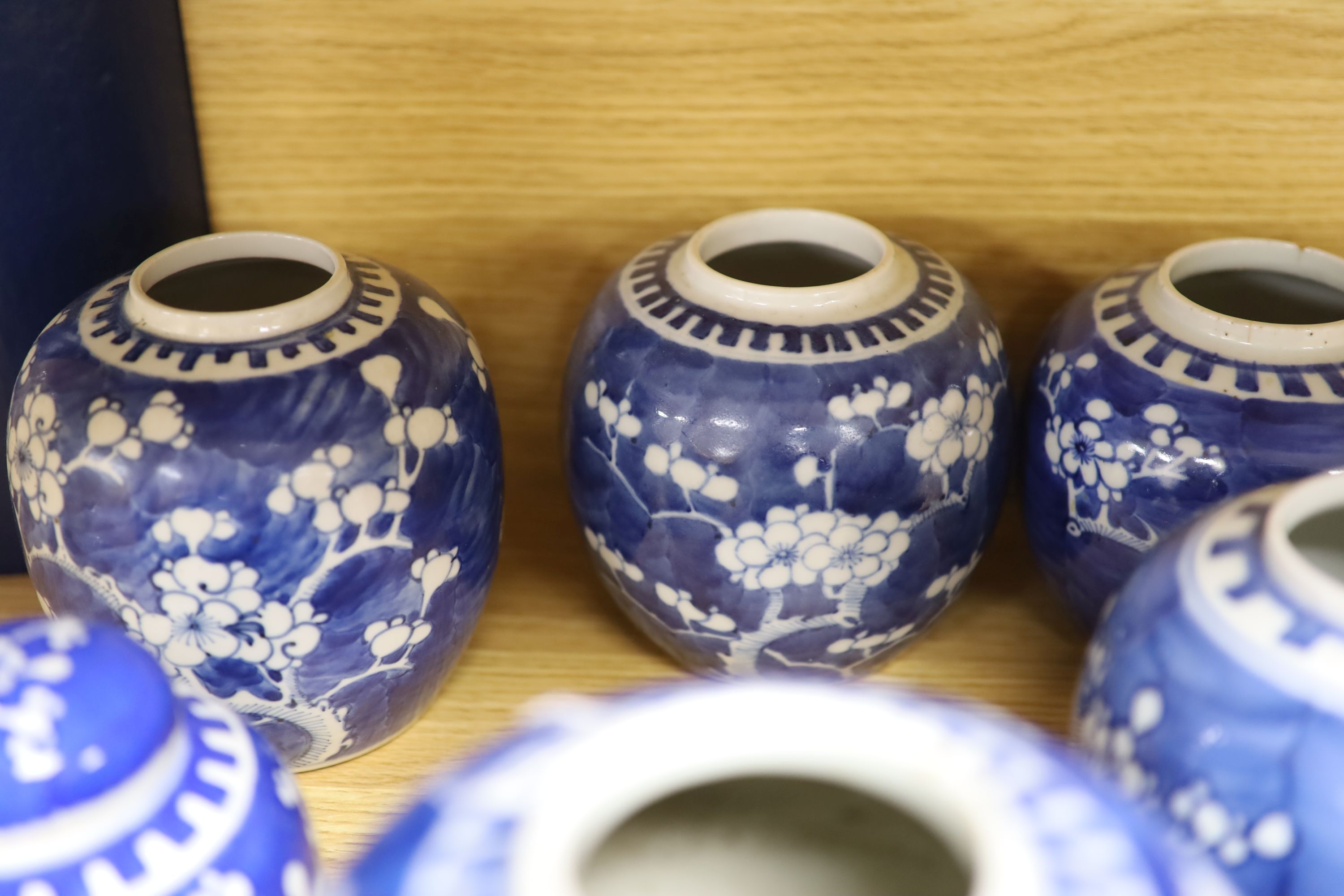 Seven Chinese blue and white jars and two Chinese tea bowls, largest 17cm
